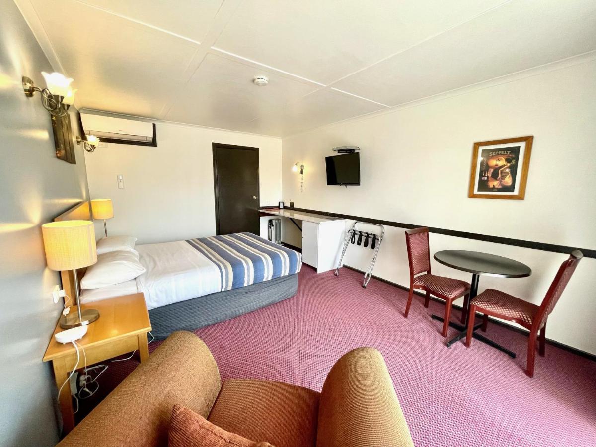 Statesman Motor Inn Ararat Eksteriør billede